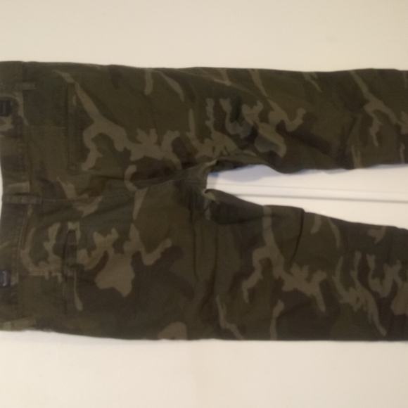 OLD NAVY CAMOUFLAGE PANTS - Picture 6 of 7